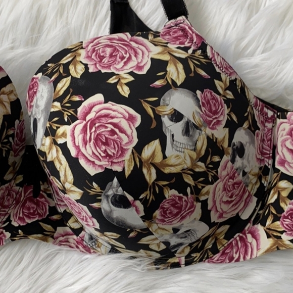 Torrid Curves Bra - Picture 3 of 4